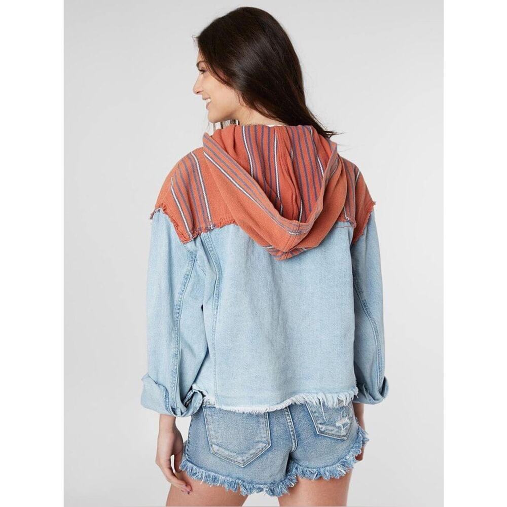 Free People Oversized Baja Hooded Denim Jacket In Baja Wash Size Medium Coastal - Picture 7 of 13